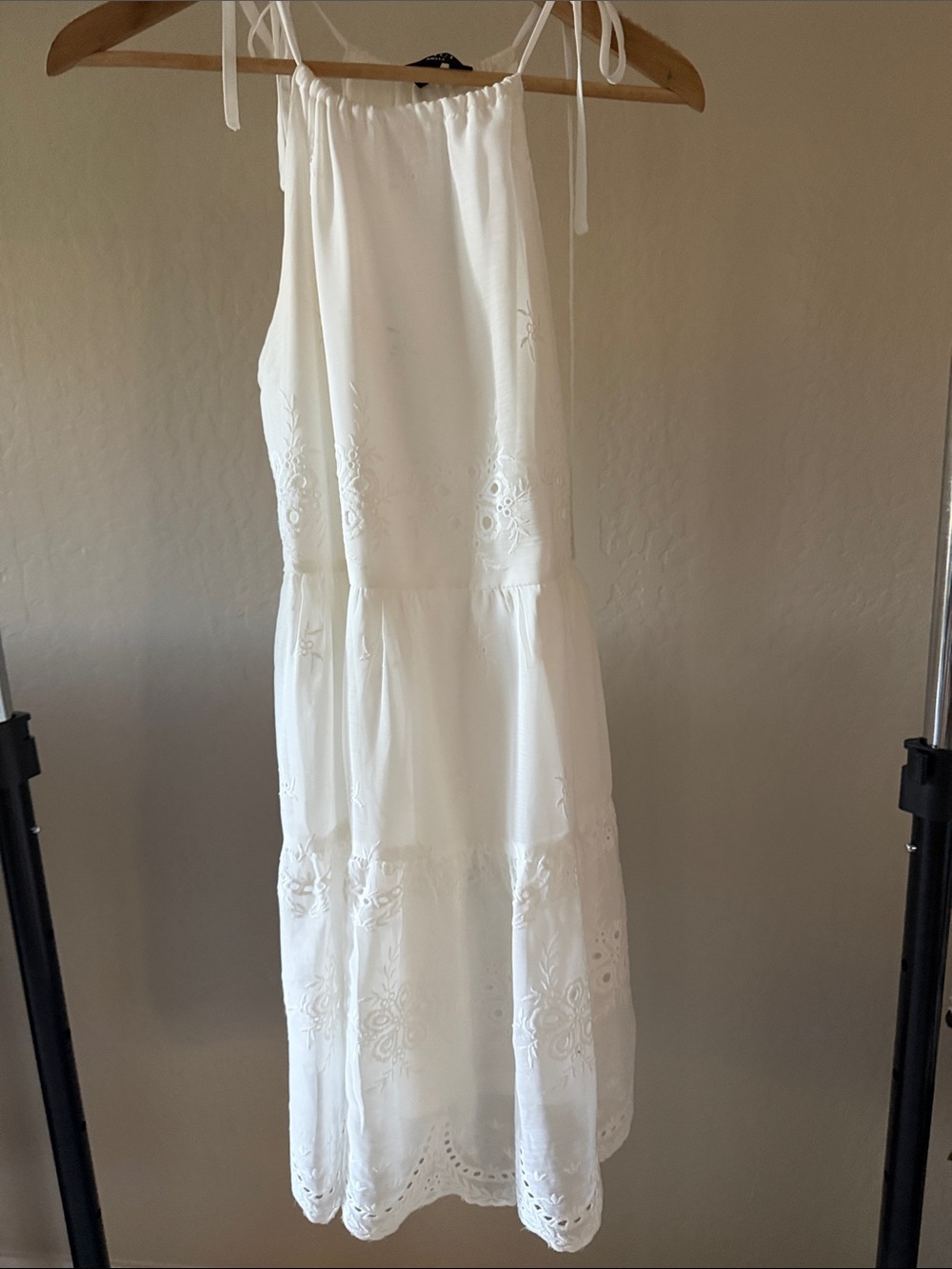 Vici White Eyelet Tiered Mini Dress with Tie Straps Size S - Picture 4 of 6